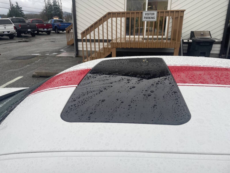 2013 Dodge Challenger SXT