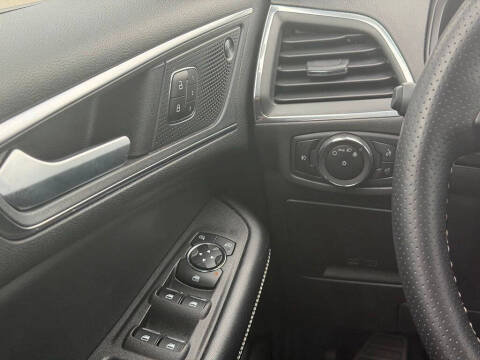 2023 Ford Edge ST