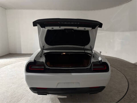 2017 Dodge Challenger SXT