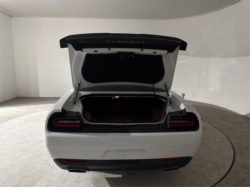 2017 Dodge Challenger SXT