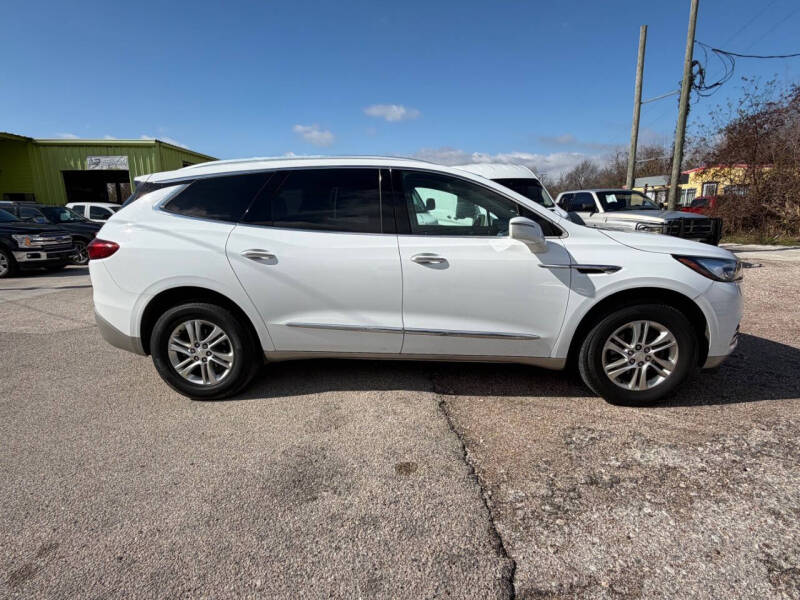2020 Buick Enclave Essence