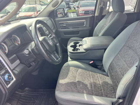 2016 RAM 1500 Big Horn