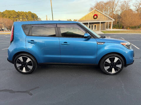 2016 Kia Soul +