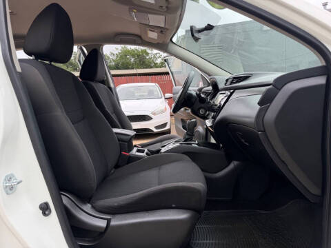 2017 Nissan Rogue Sport S