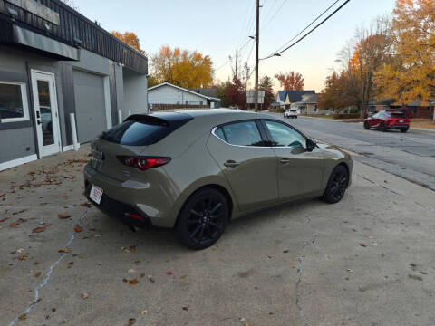 2024 Mazda Mazda3 Hatchback 2.5 Carbon Turbo