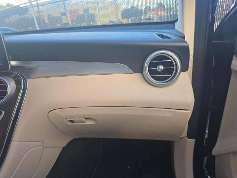 2021 Mercedes-Benz GLC GLC 300