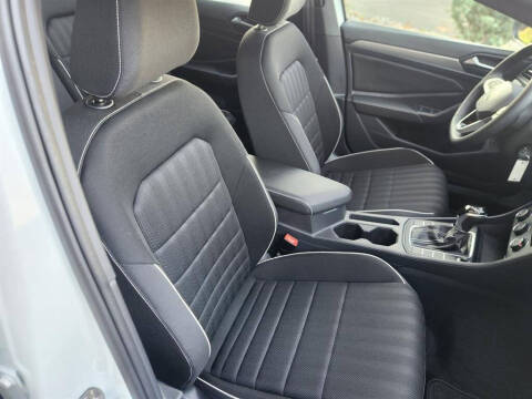 2024 Volkswagen Jetta Sport