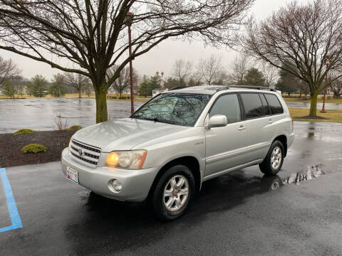2003 Toyota Highlander for sale at Burkholder Motors in Middletown DE