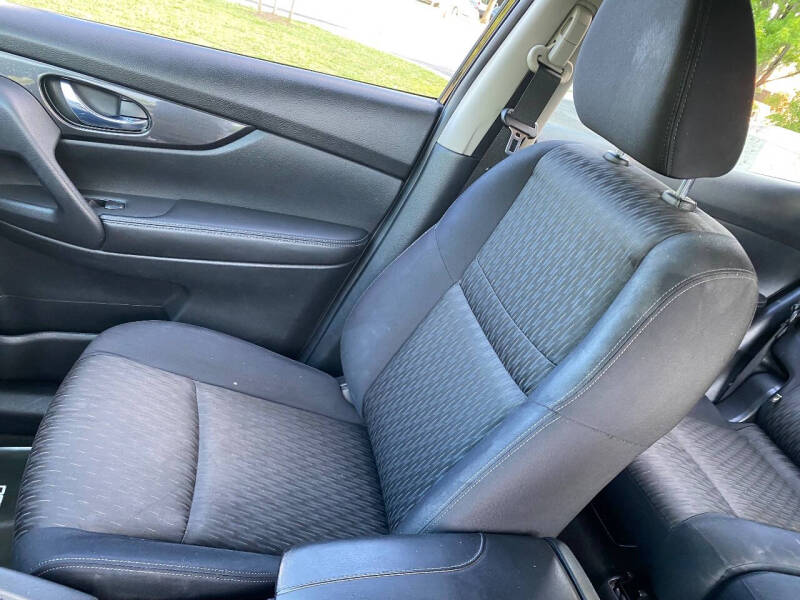 2018 Nissan Rogue S
