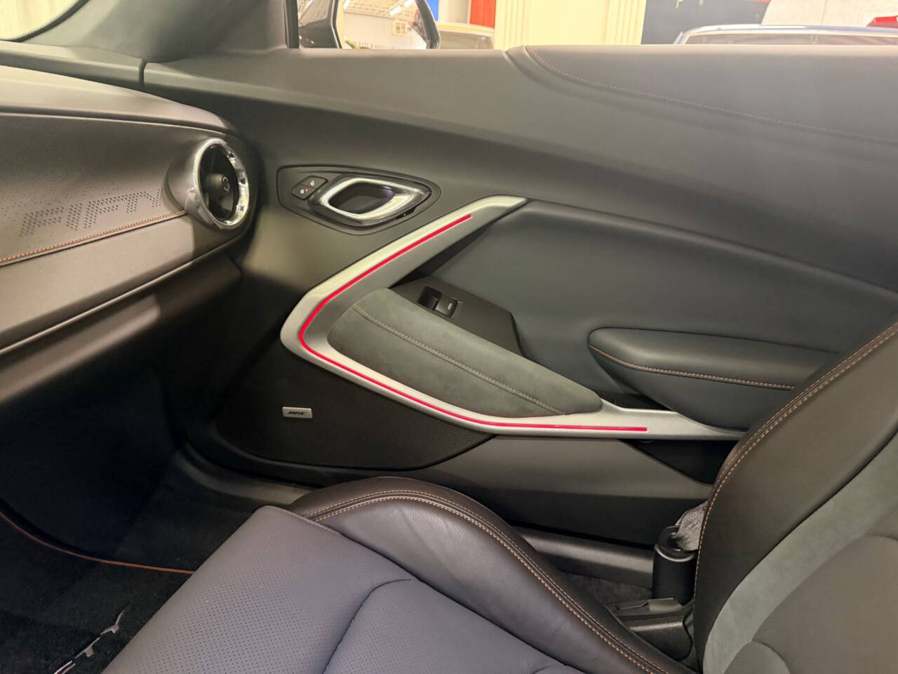 2017 Chevrolet Camaro 89