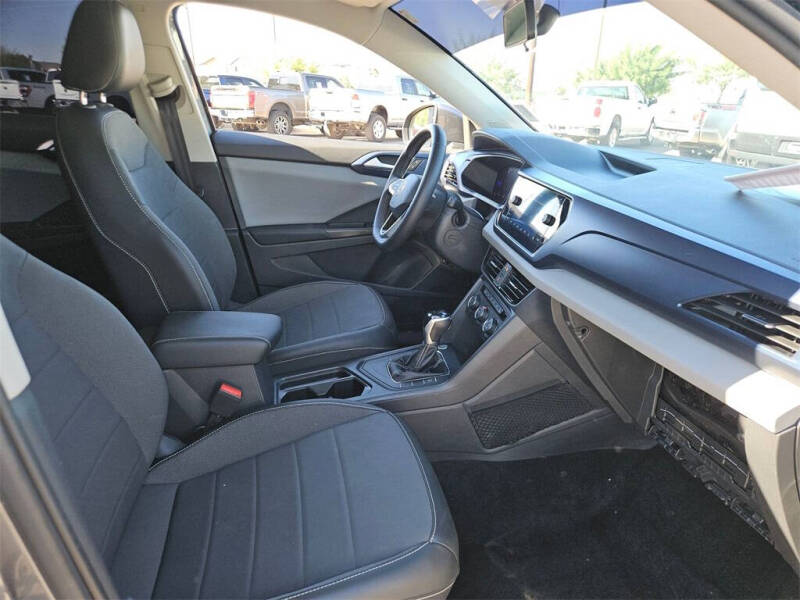 2022 Volkswagen Taos SE