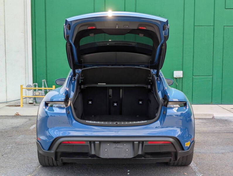 2021 Porsche Taycan 4S Cross Turismo