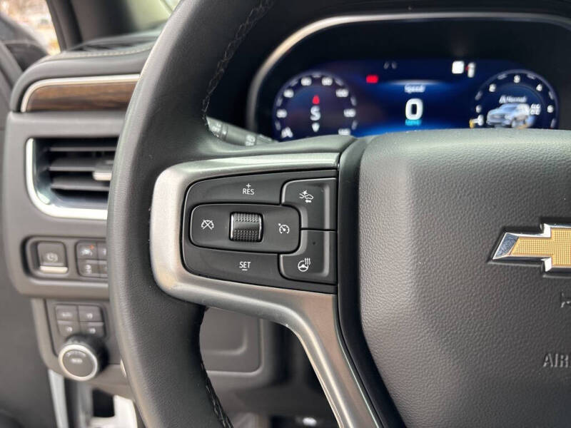 2023 Chevrolet Suburban Premier