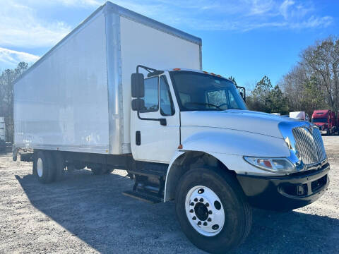 2018 International DuraStar 4300
