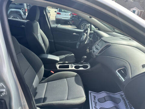 2018 Chevrolet Cruze LS Auto