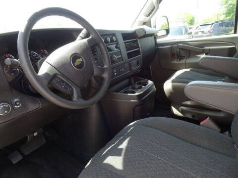 2024 Chevrolet Express 2500