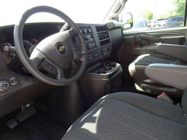 2024 Chevrolet Express 2500