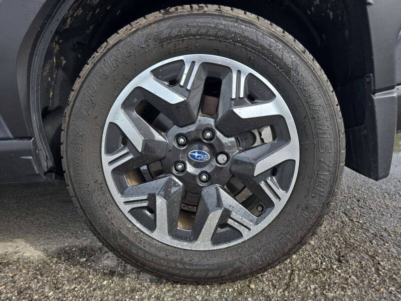 2025 Subaru Forester Premium