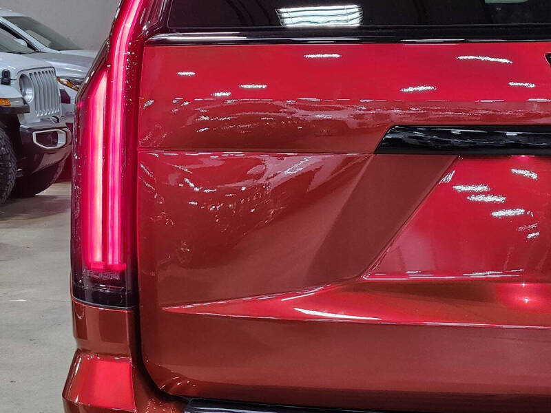 2025 Cadillac Escalade-V