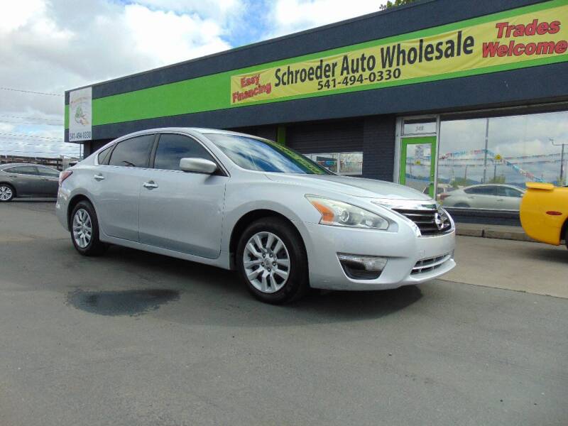 2015 Nissan Altima for sale at Schroeder Auto Wholesale in Medford OR