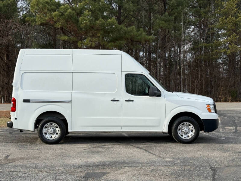 2019 Nissan NV 2500 HD SV