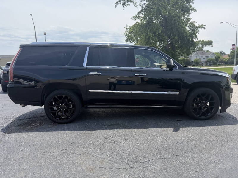 2017 Cadillac Escalade ESV Platinum