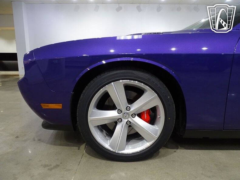 2010 Dodge Challenger SRT8