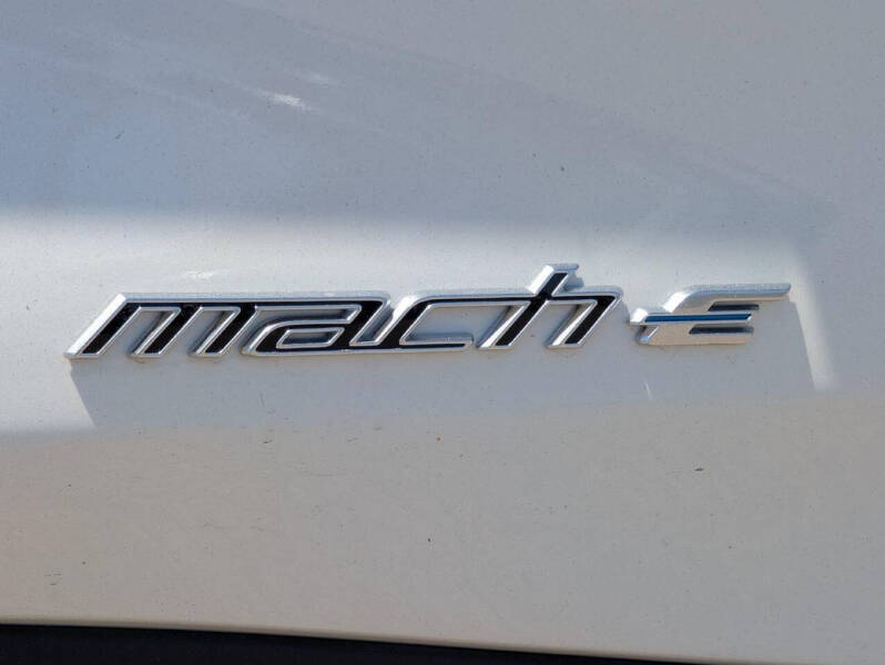 2026 Ford Mustang Mach-E Select