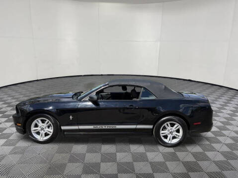 2014 Ford Mustang V6