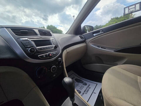 2015 Hyundai Accent GLS
