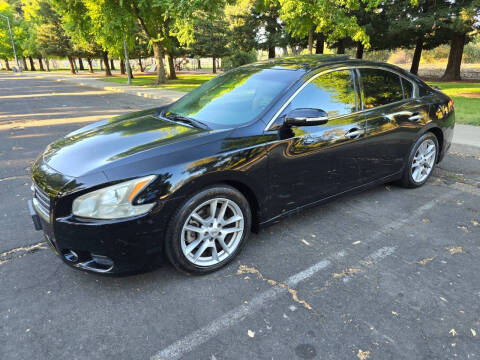 2010 Nissan Maxima for sale at CARDENA'S AUTO SALES in Vacaville CA