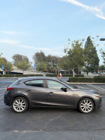 2017 Mazda MAZDA3 Grand Touring