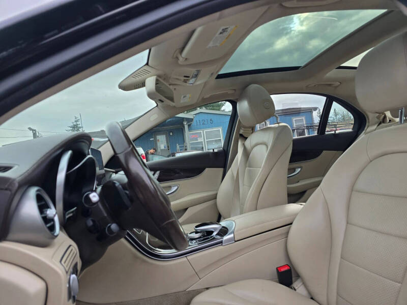 2017 Mercedes-Benz C-Class