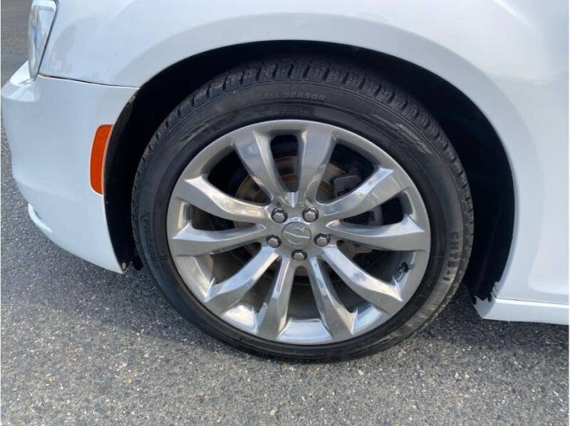 2020 Chrysler 300 Limited