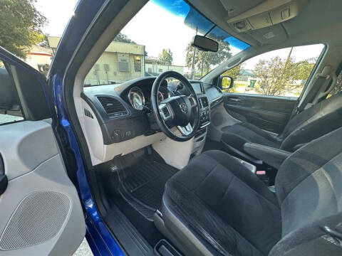 2013 Dodge Grand Caravan SE