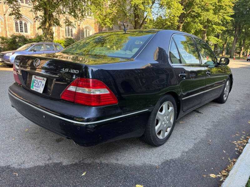 2004 Lexus LS 430
