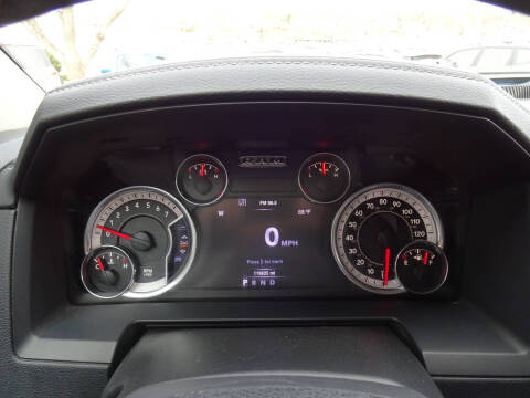 2016 RAM 1500 Laramie