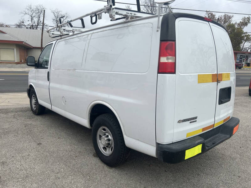 2014 Chevrolet Express 2500