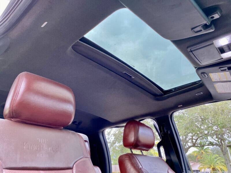 2014 Ford F-250 Super Duty  - $33,995