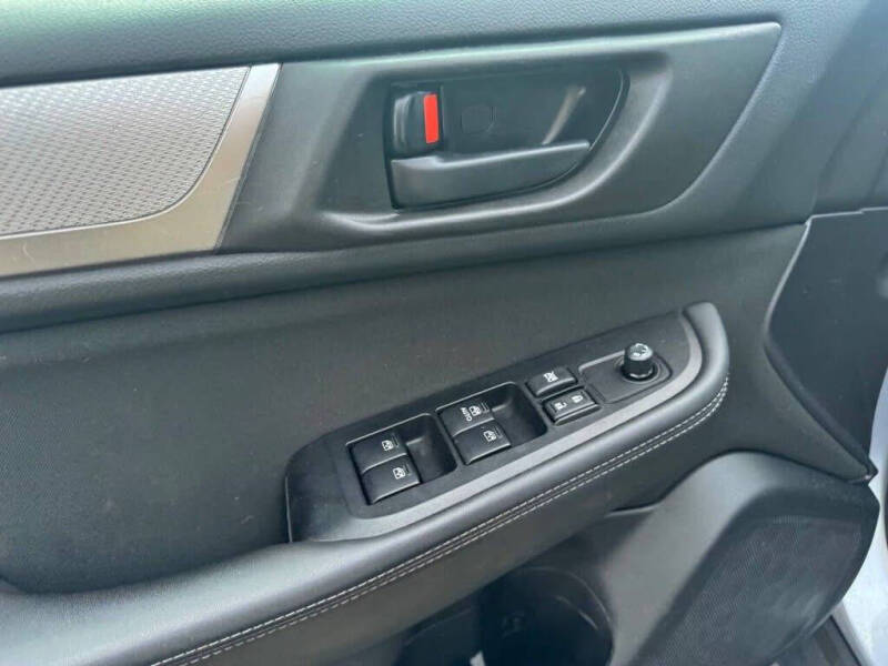 2018 Subaru Outback 2.5i