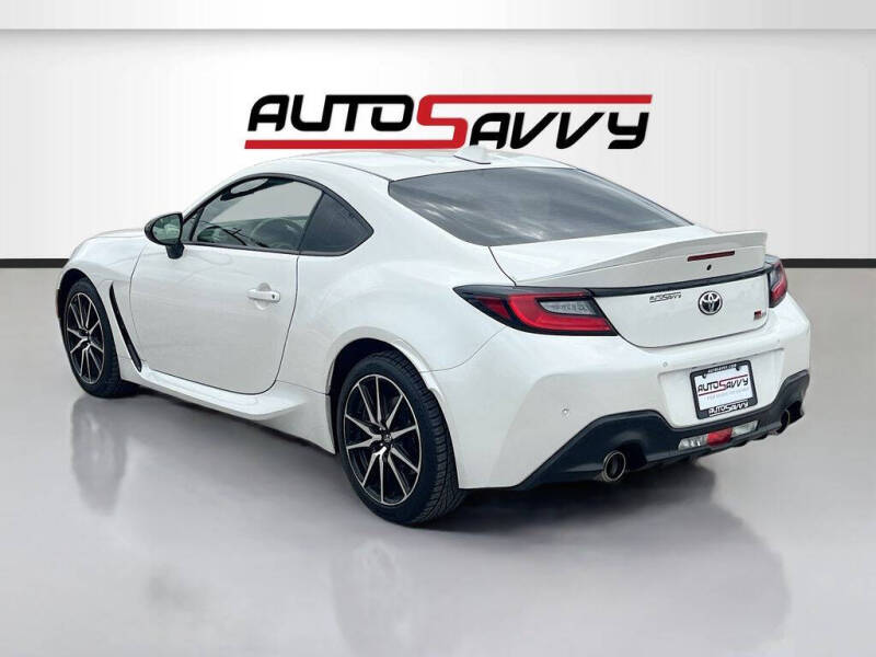 2024 Toyota GR86 Premium