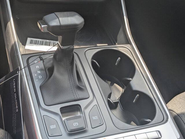 2025 Kia Carnival LX