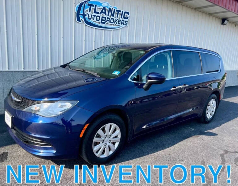 2020 Chrysler Voyager L