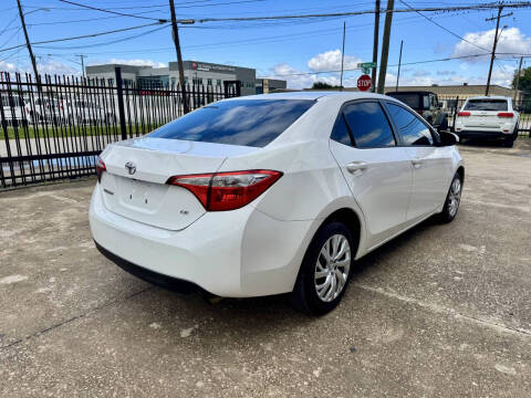 2015 Toyota Corolla LE
