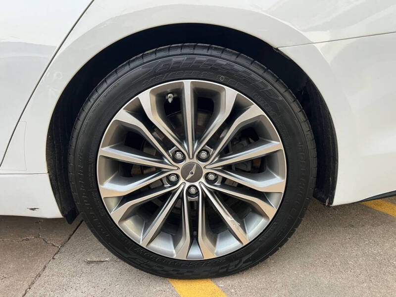 2015 Hyundai Genesis