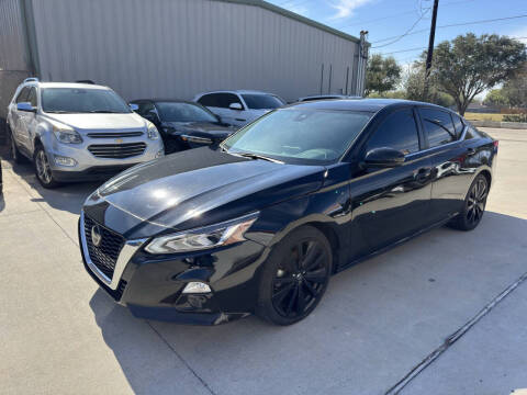 2022 Nissan Altima 2.5 SR