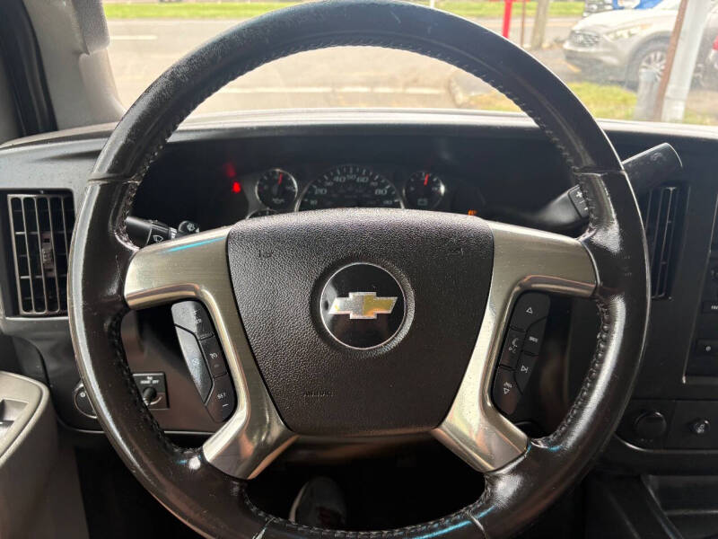 2019 Chevrolet Express 2500