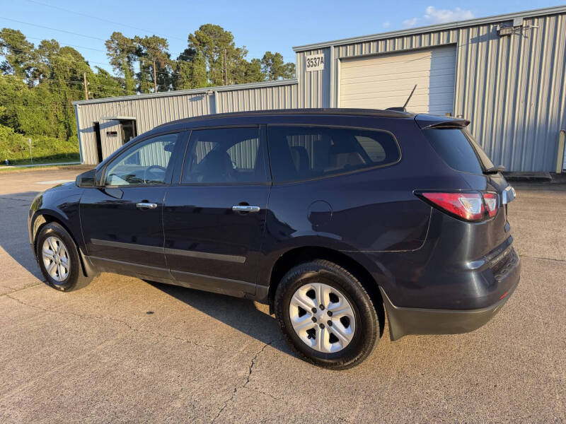 2017 Chevrolet Traverse LS