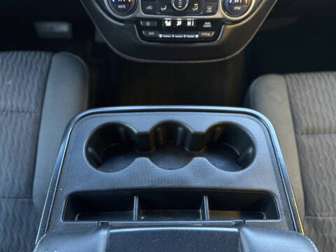 2016 Chevrolet Suburban LS