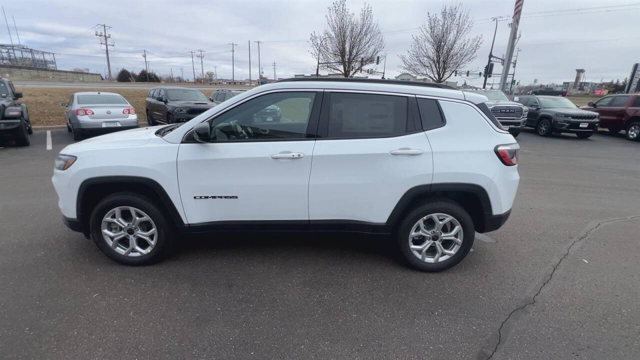 2025 Jeep Compass for sale at Victoria Auto Sales in Victoria, MN